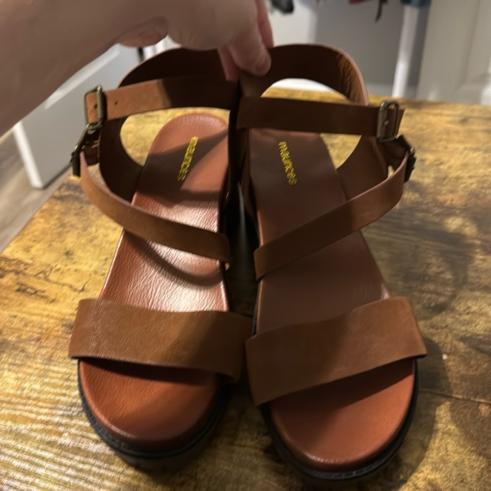 NEW Maurice’s Brown Strappy Platform Wedge Sandals Size 9